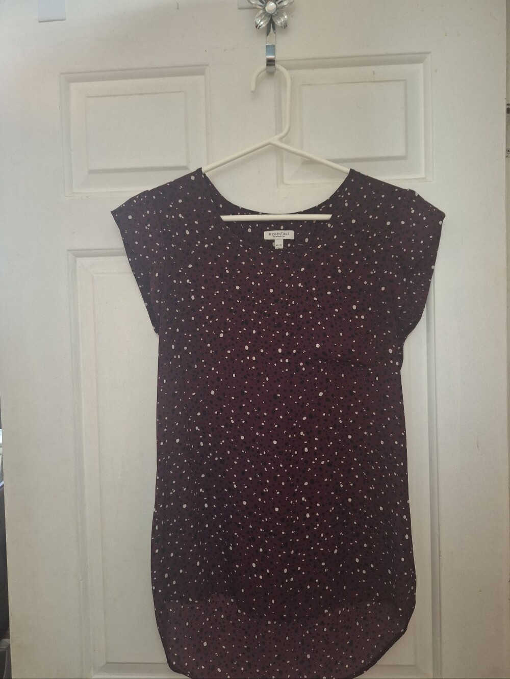 Reitman's Plum Dot Cap Sleeve Blouse